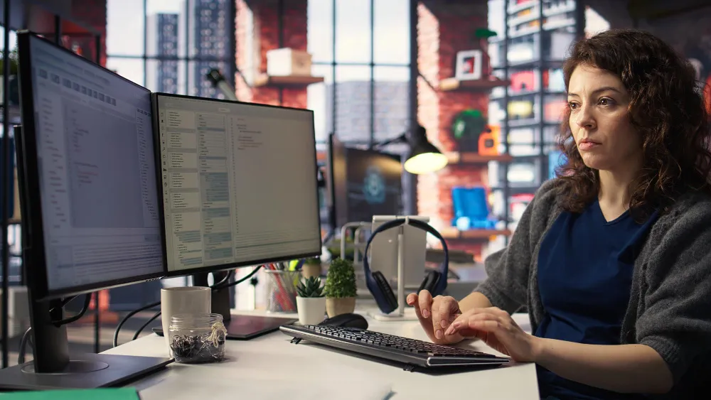 Technali cybersecurity specialist reviewing protections for an Atlanta business